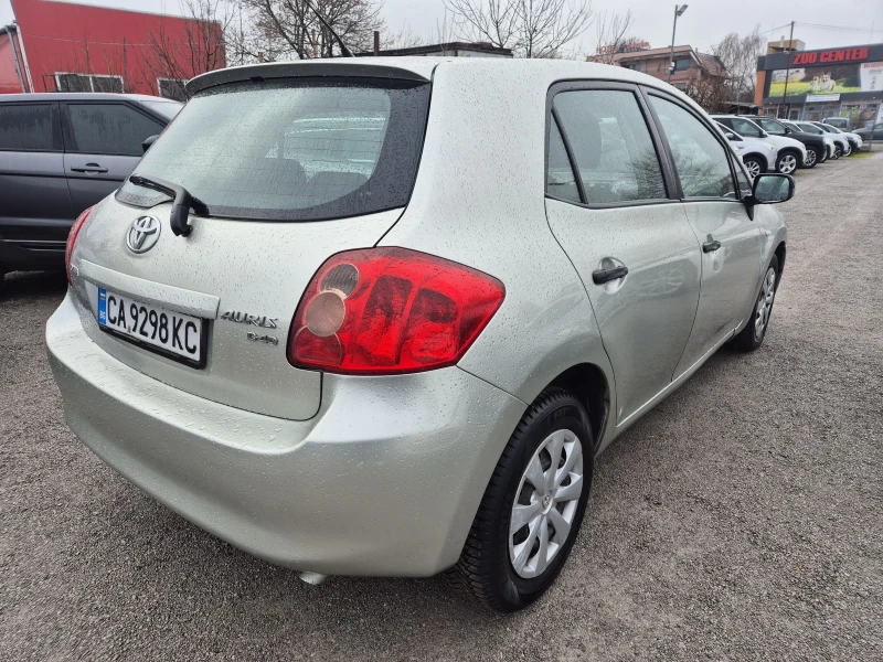 Toyota Auris 1.4D, снимка 3 - Автомобили и джипове - 48291659