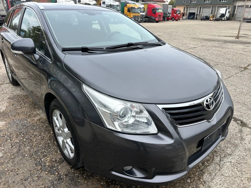 Toyota Avensis 2.0 D, снимка 3 - Автомобили и джипове - 52104083