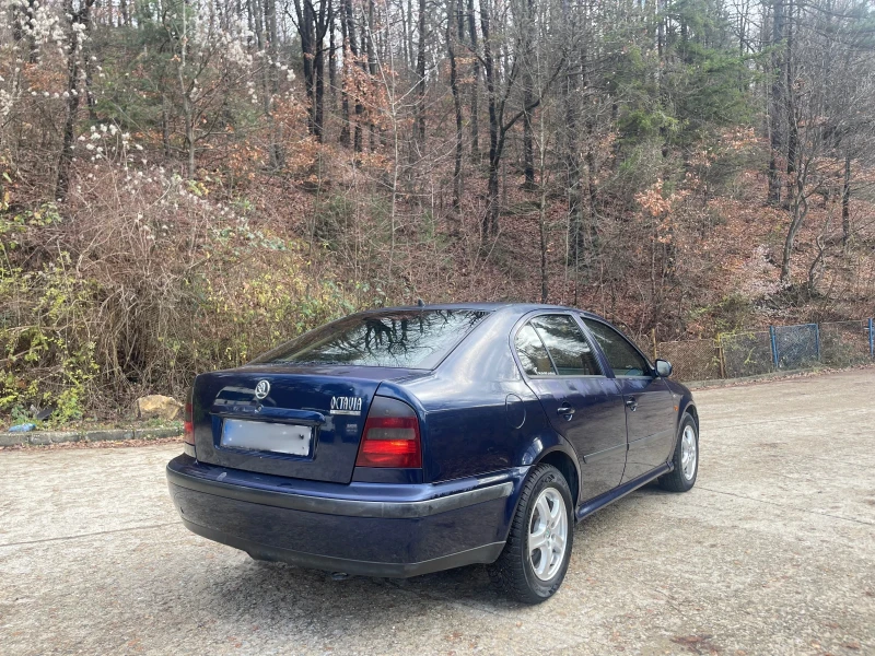 Skoda Octavia Laurin&Klement, снимка 2 - Автомобили и джипове - 52818798