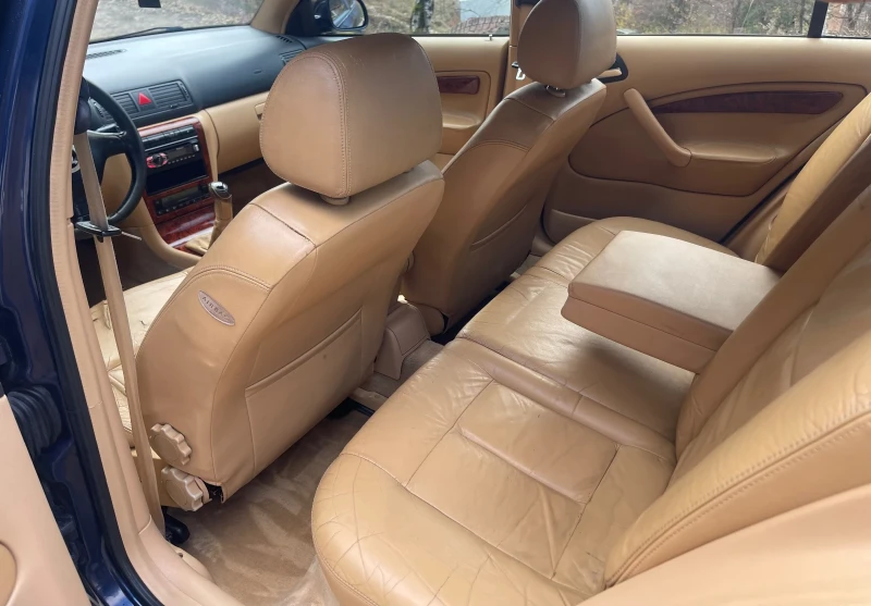 Skoda Octavia Laurin&Klement, снимка 6 - Автомобили и джипове - 52818798