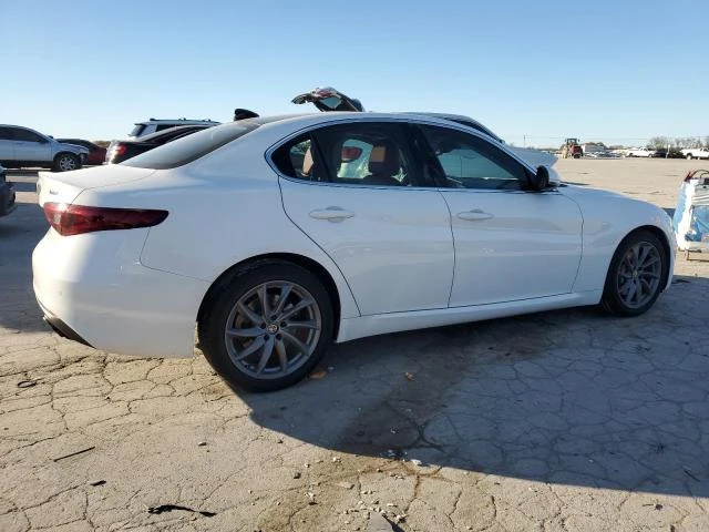 Alfa Romeo Giulia AWD ФИКСИРАНА ЦЕНА ДО БЪЛГАРИЯ!, снимка 3 - Автомобили и джипове - 48292212