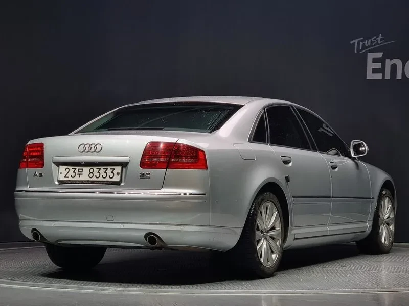 Audi A8 3.2 FSI Quattro, снимка 2 - Автомобили и джипове - 54189285