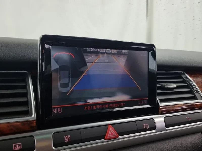 Audi A8 3.2 FSI Quattro, снимка 15 - Автомобили и джипове - 54189285