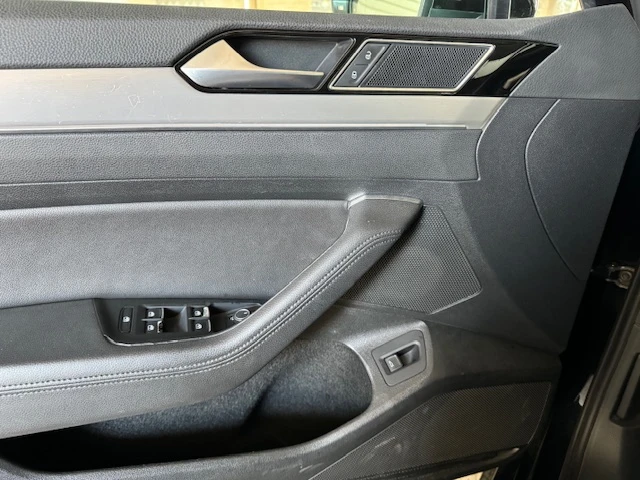 VW Passat 4/4, снимка 9 - Автомобили и джипове - 54711012