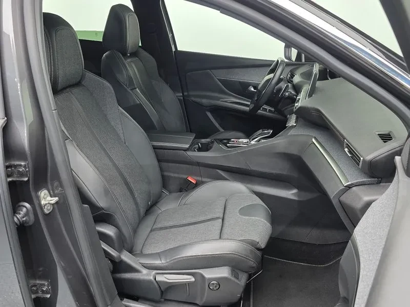 Peugeot 3008 1.5 BlueHDI GT - САМО 30% АВАНС, снимка 11 - Автомобили и джипове - 55987601