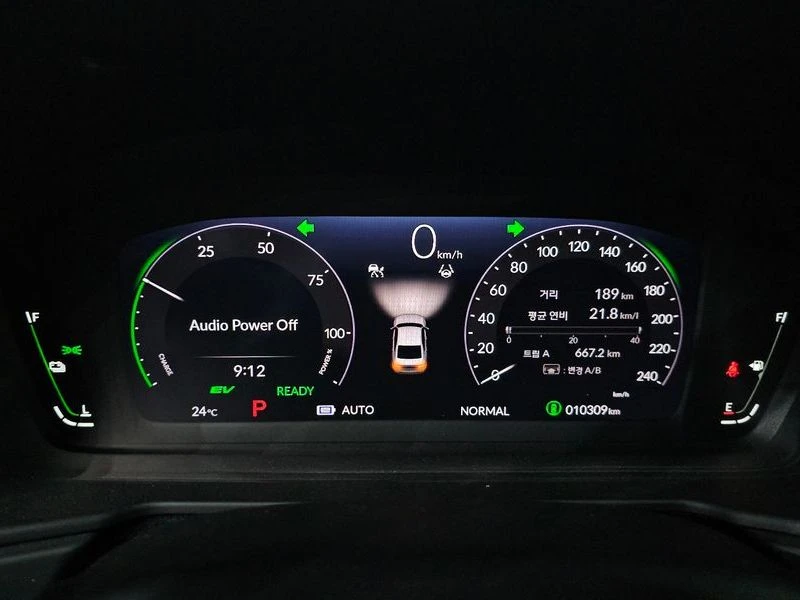Honda Accord 2.0 Hybrid Touring| 204к.с., снимка 7 - Автомобили и джипове - 56268661