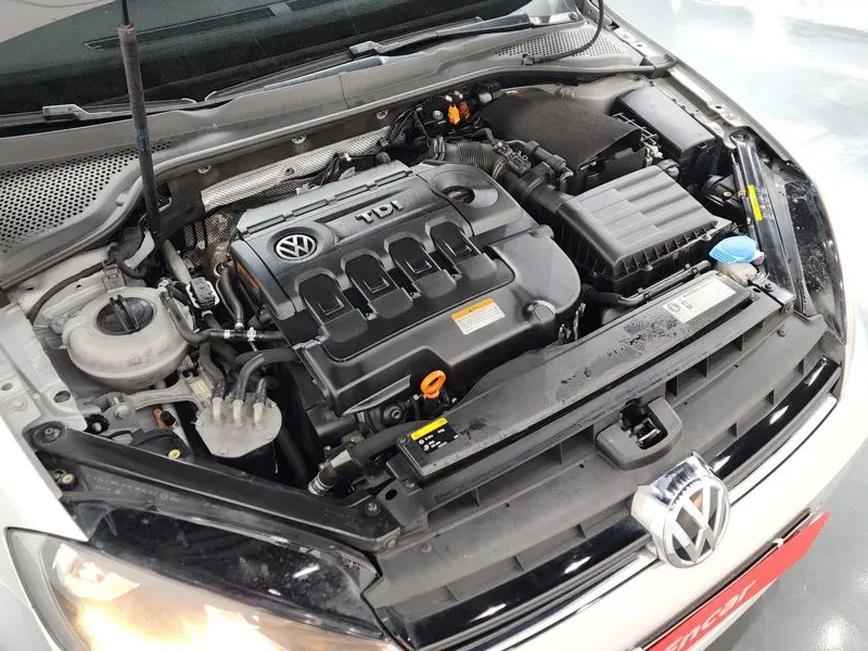 VW Golf Golf 7 1.6 TDI, снимка 6 - Автомобили и джипове - 56359572