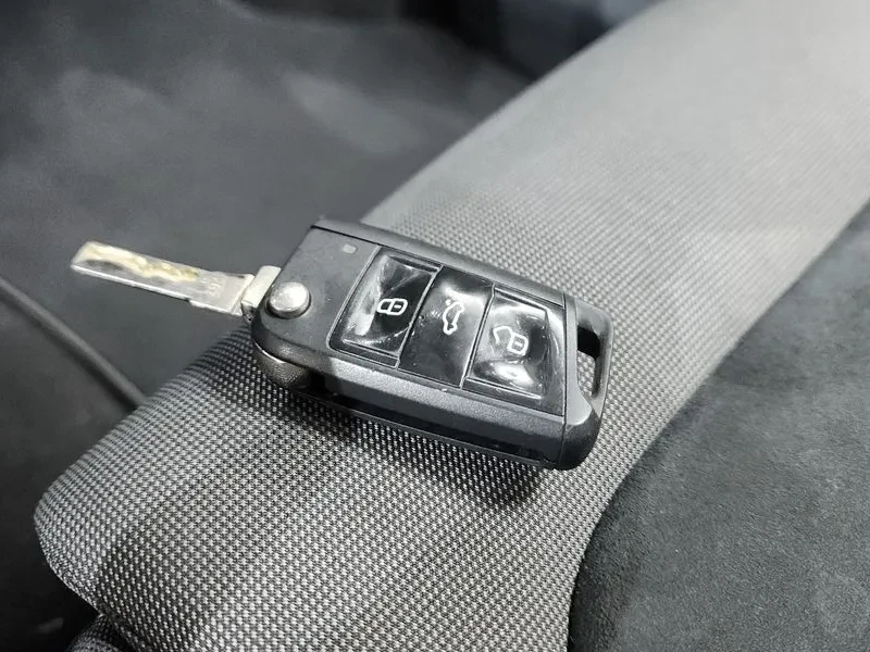 VW Golf Golf 7 1.6 TDI, снимка 15 - Автомобили и джипове - 56359572