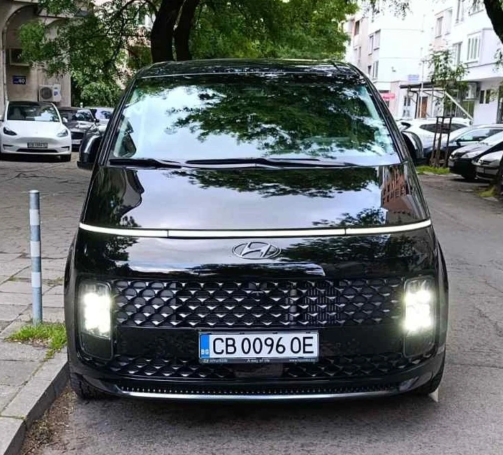 Hyundai Staria Премиум