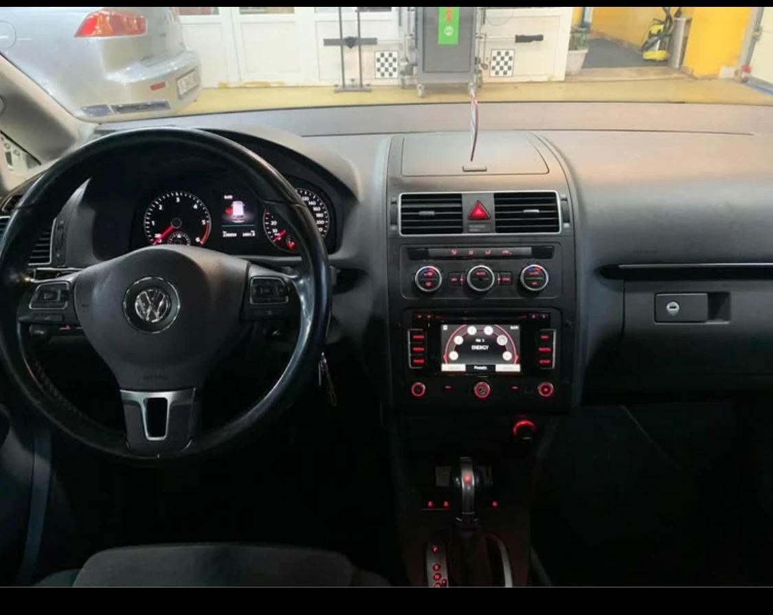 VW Touran 1.6TDI - изображение 9
