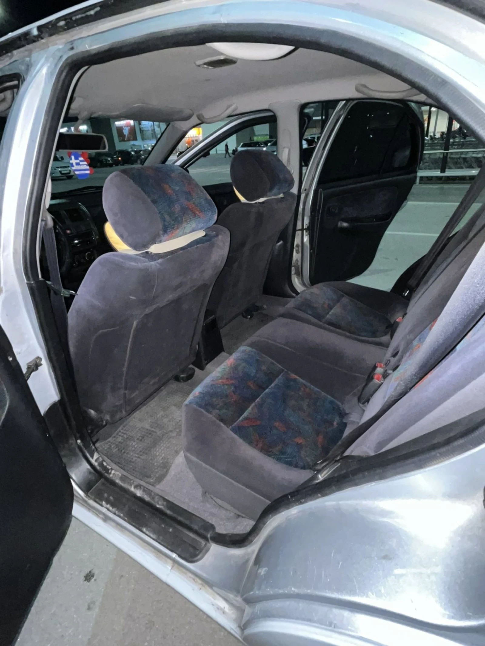 Nissan Almera 1.6SR - изображение 6