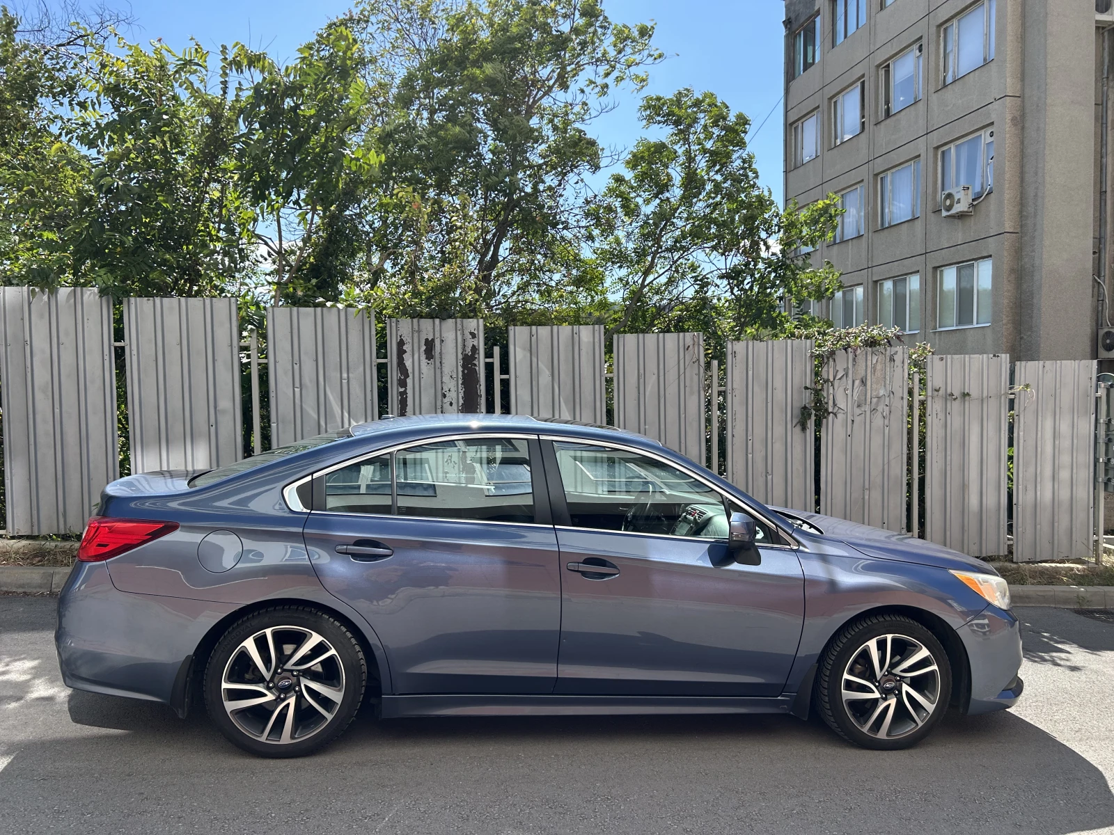 Subaru Legacy  - изображение 2