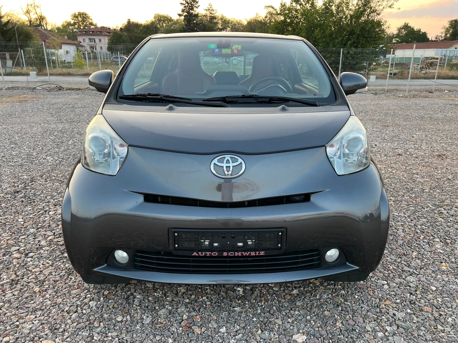 Toyota IQ 1.33 i Schweiz - изображение 7