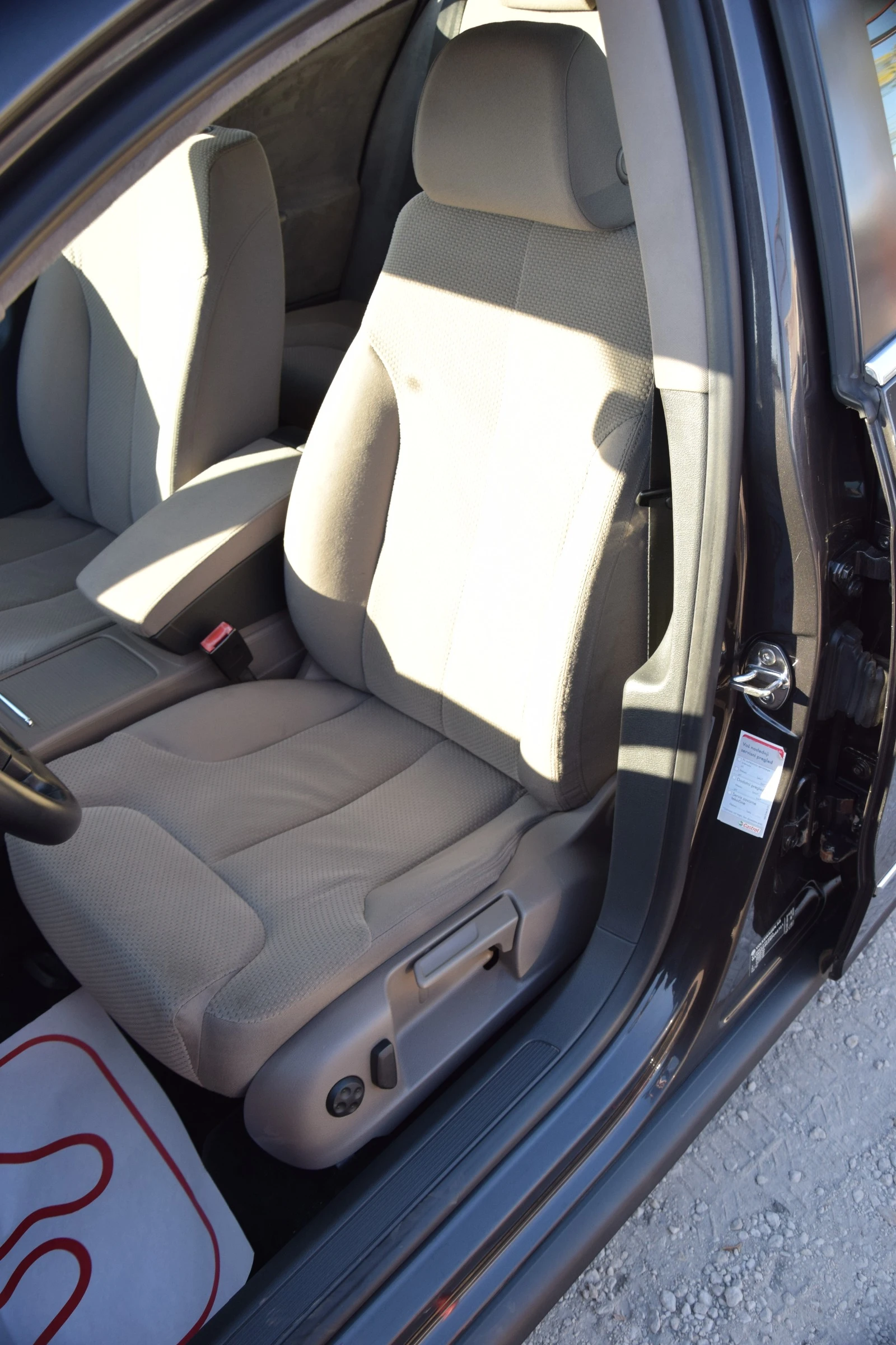VW Passat 2.0TDI - изображение 9