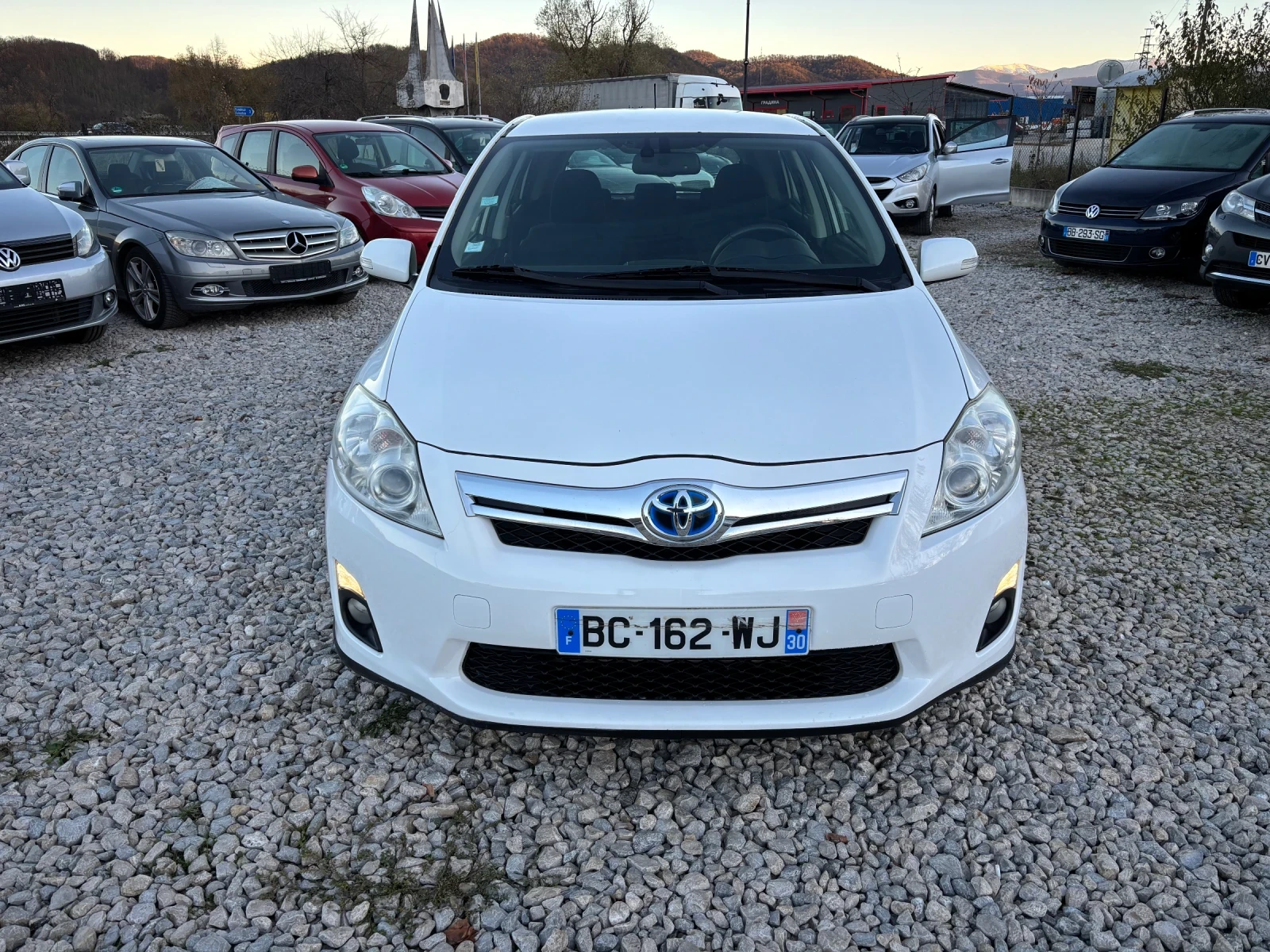 Toyota Auris 1.8 hybrid | Mobile.bg   2