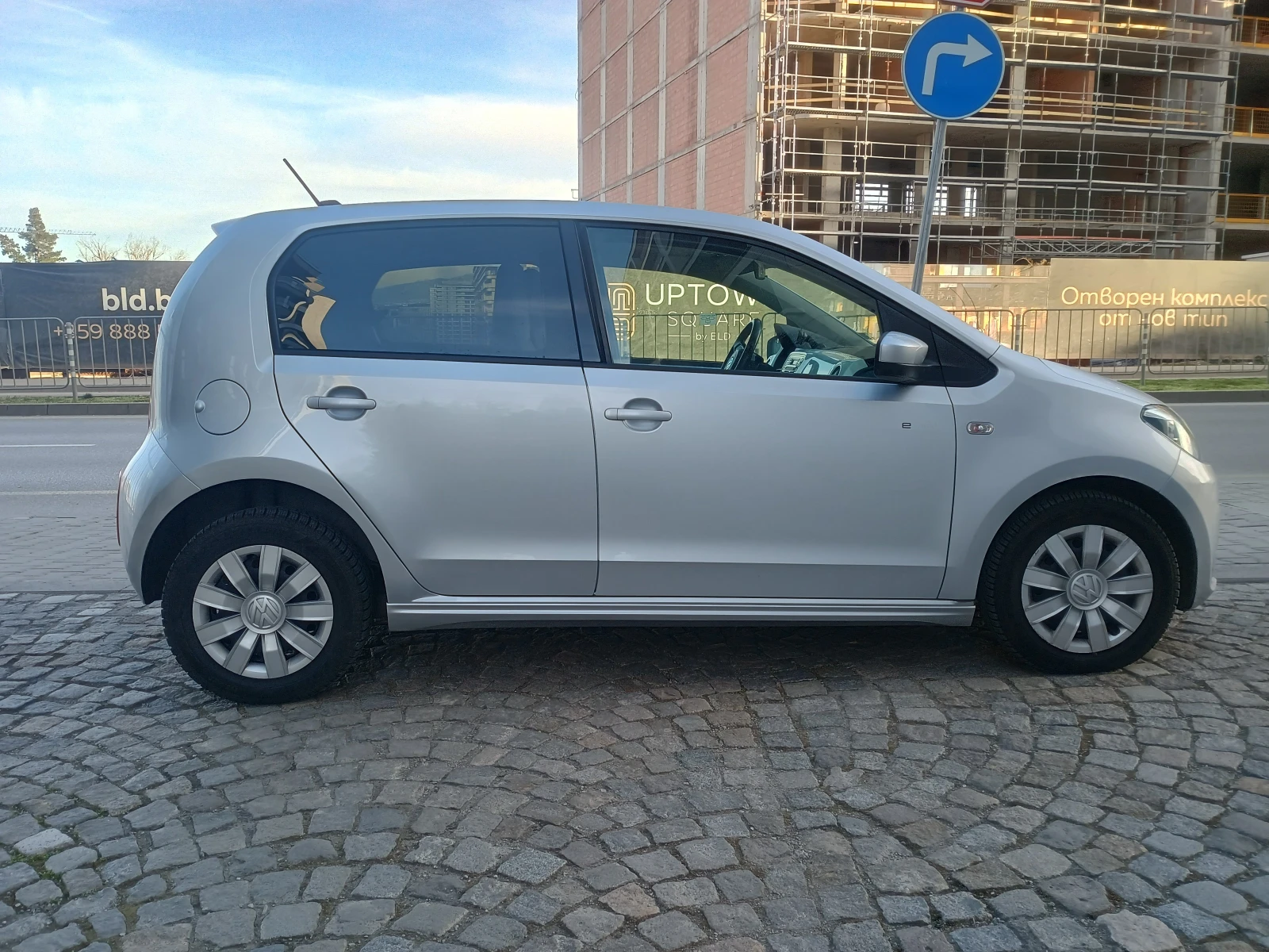 VW Up, снимка 4 - Автомобили и джипове - 53782176
