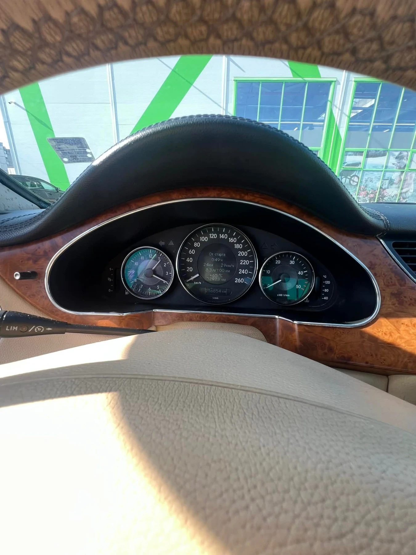 Mercedes-Benz 320, снимка 7 - Автомобили и джипове - 53852655