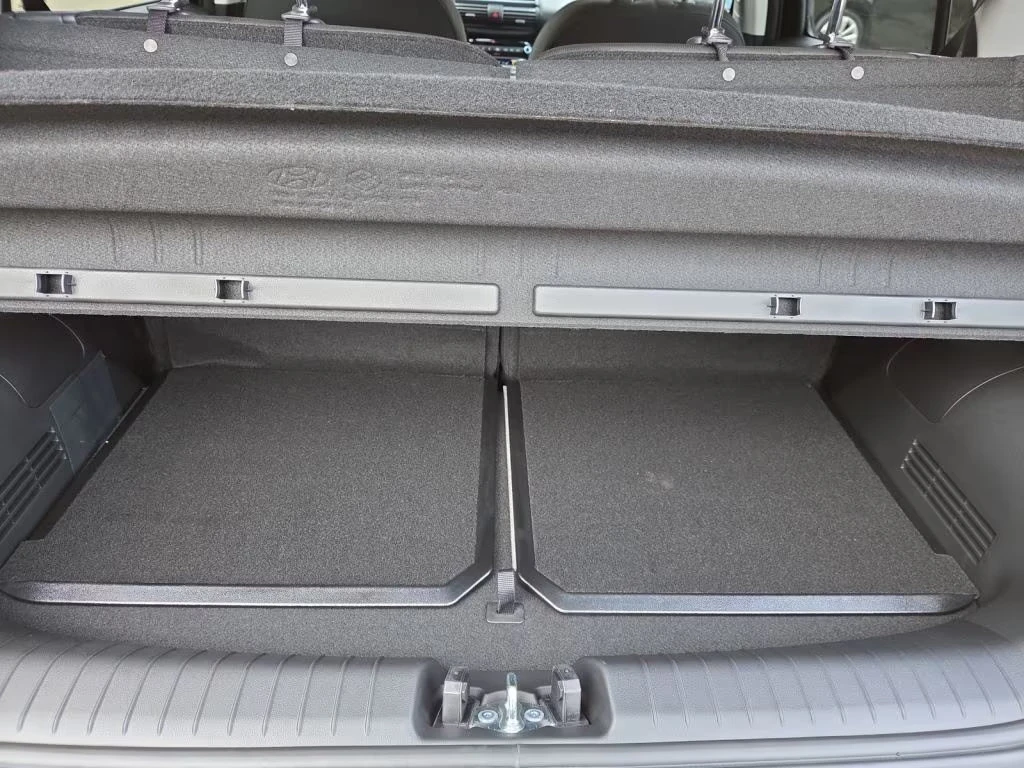 Hyundai Inster EV/42kWh/97HP/TREND/360/NAVI/ACC/CPALY/KLESS/961g, снимка 11 - Автомобили и джипове - 53915225