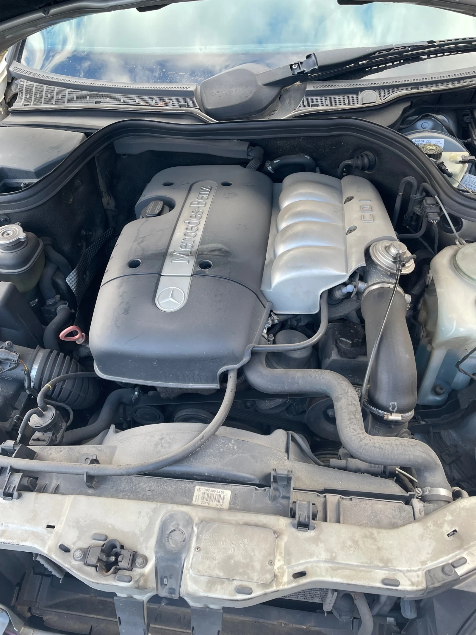 Mercedes-Benz C 220 2.2CDI, снимка 4 - Автомобили и джипове - 54070233