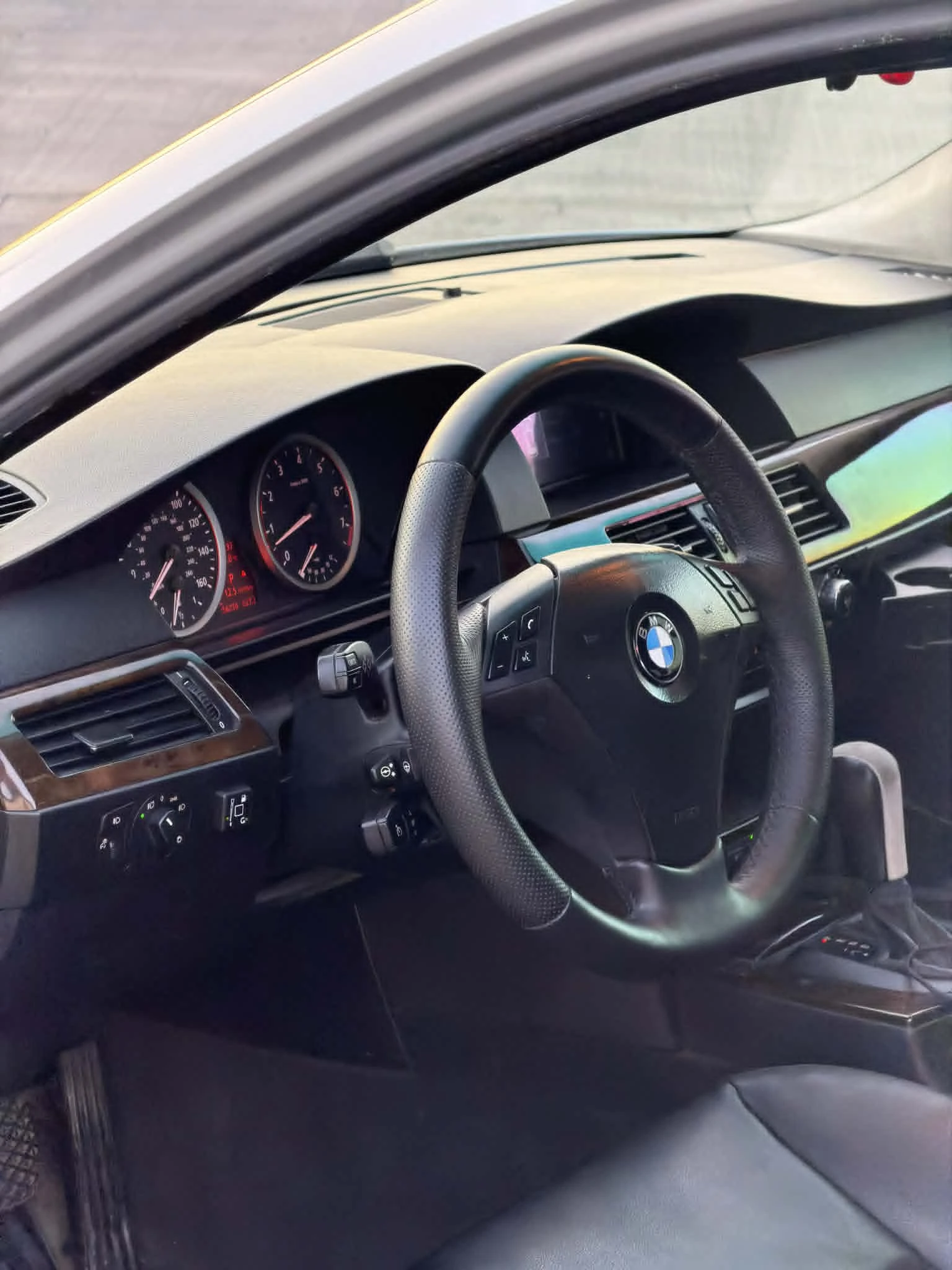 BMW 525, снимка 6 - Автомобили и джипове - 54350140
