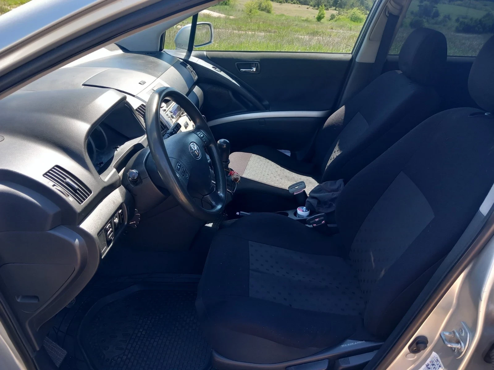 Toyota Corolla verso, снимка 6 - Автомобили и джипове - 54440241