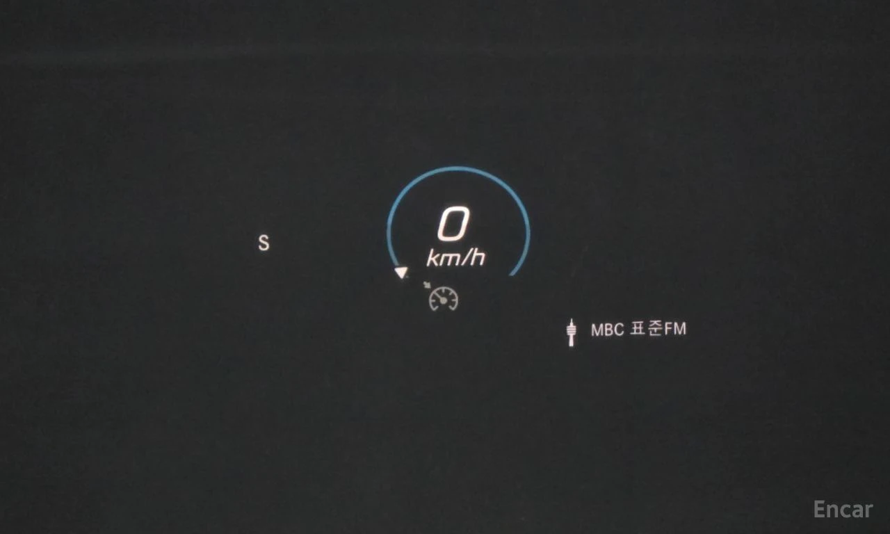 Mercedes-Benz GLE 450 4MATIC* AMG PACK* BURMESTER* 360 CAM* HEAD-UP* , снимка 11 - Автомобили и джипове - 54884304