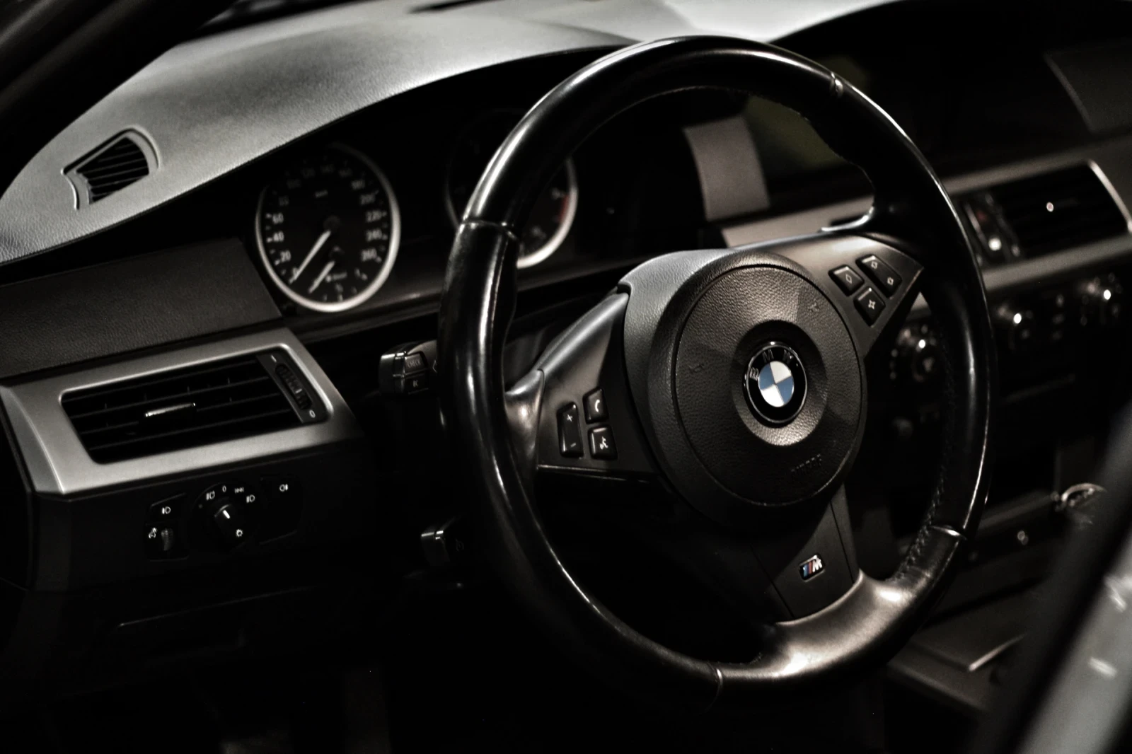 BMW 530 Xdrive, снимка 4 - Автомобили и джипове - 54955808