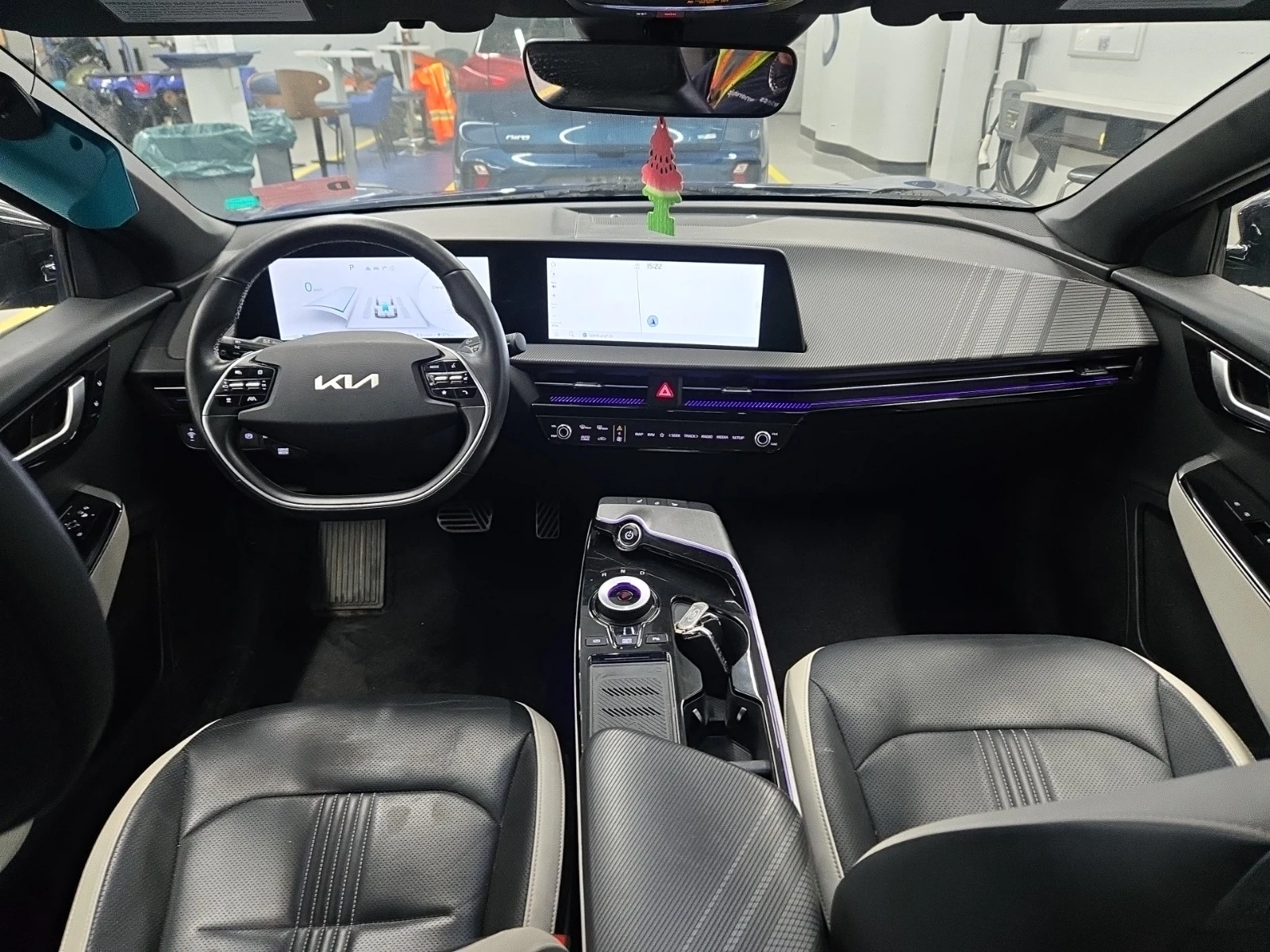 Kia EV6 GT-LINE, снимка 10 - Автомобили и джипове - 55151200