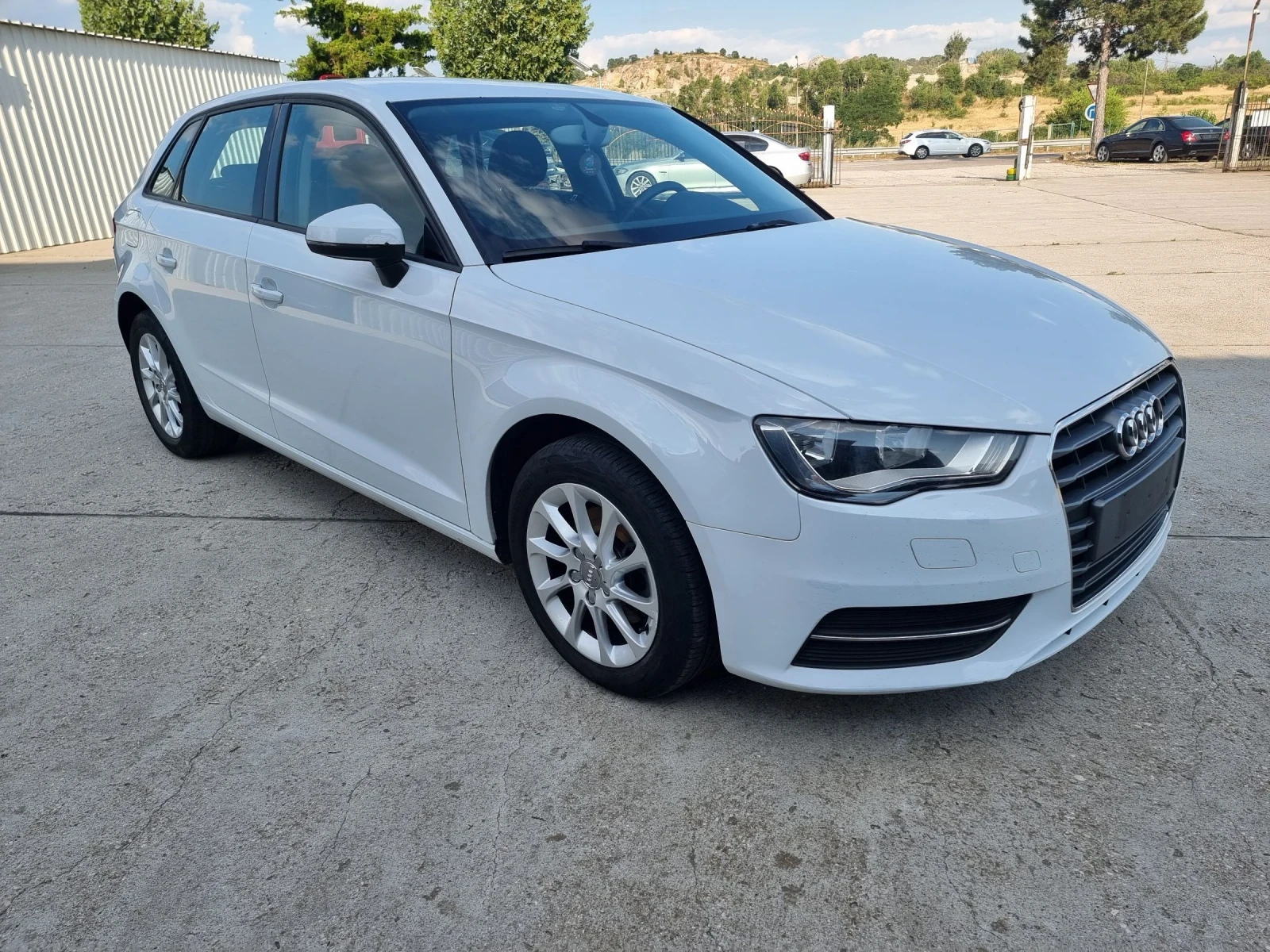 Audi A3 A3 sportback, снимка 2 - Автомобили и джипове - 55178428