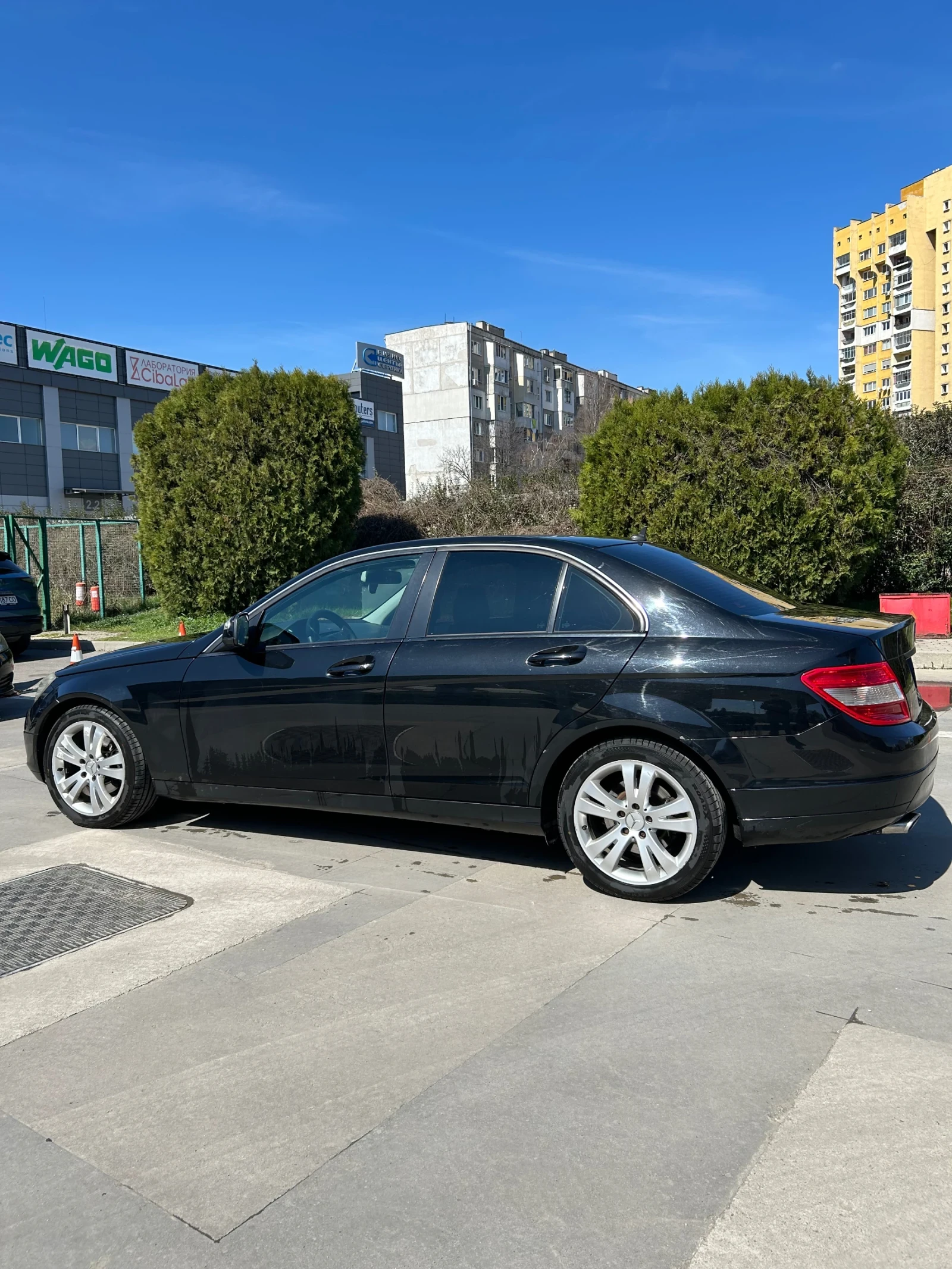 Mercedes-Benz C 220, снимка 6 - Автомобили и джипове - 55480272