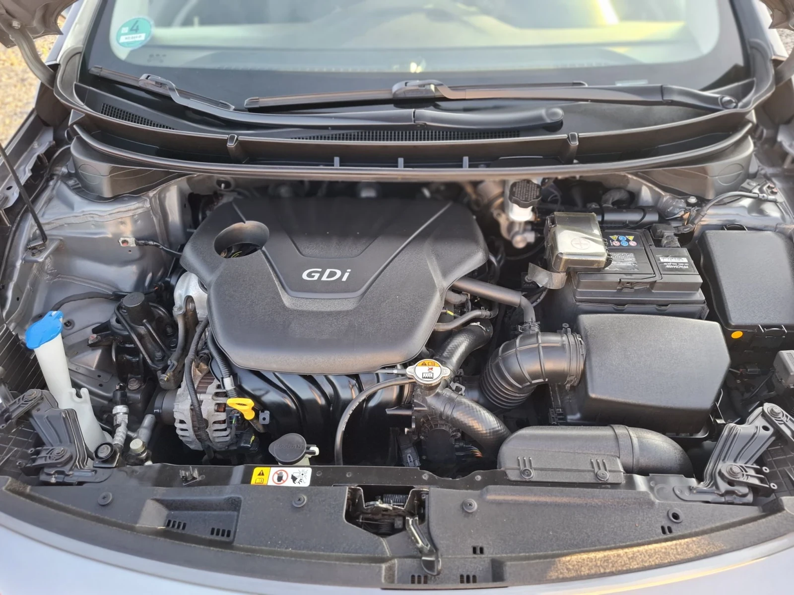 Hyundai I30 1.6i ynikat, снимка 15 - Автомобили и джипове - 55621019