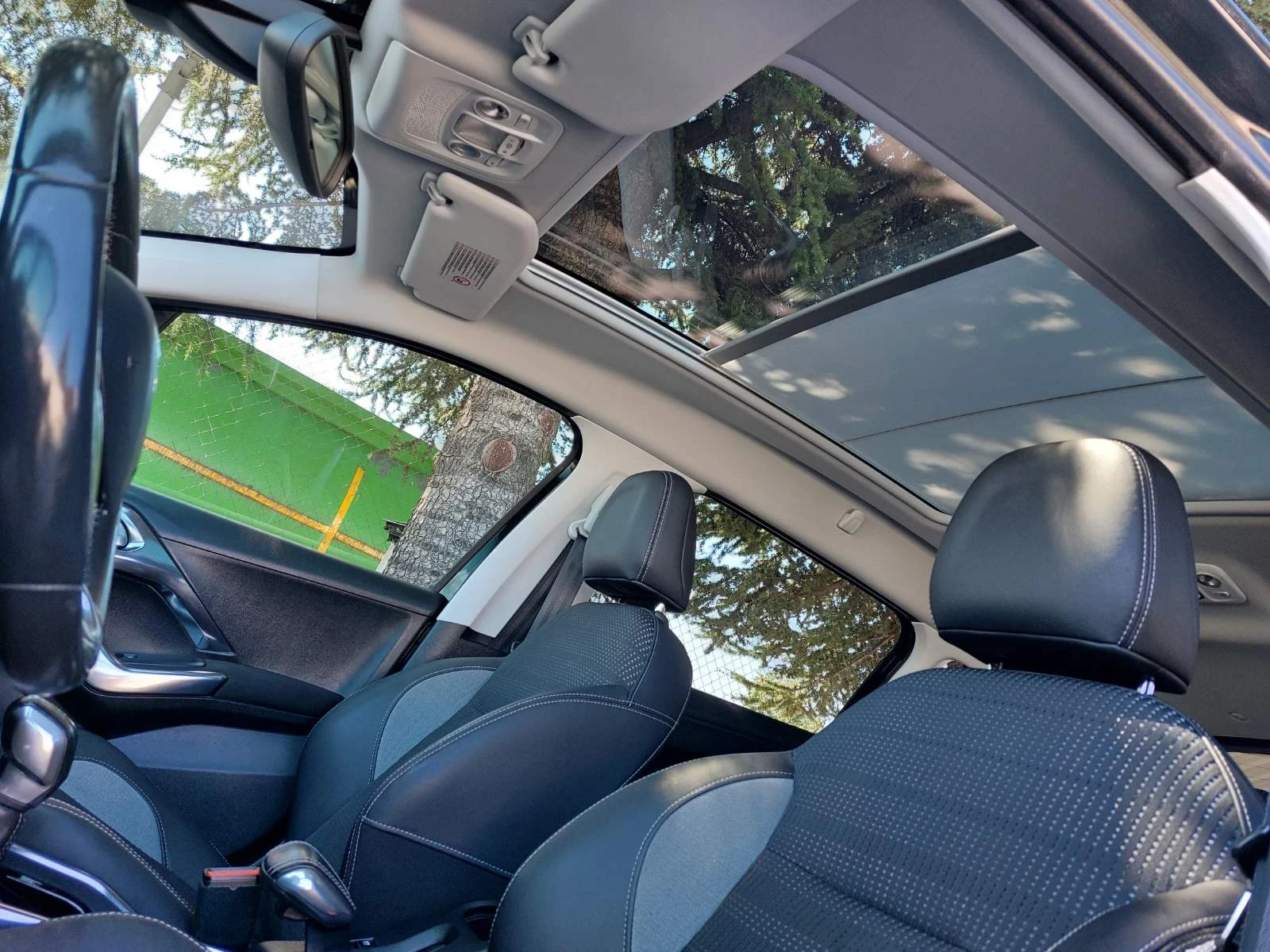 Peugeot 2008 1.6 hdi, снимка 9 - Автомобили и джипове - 55693739