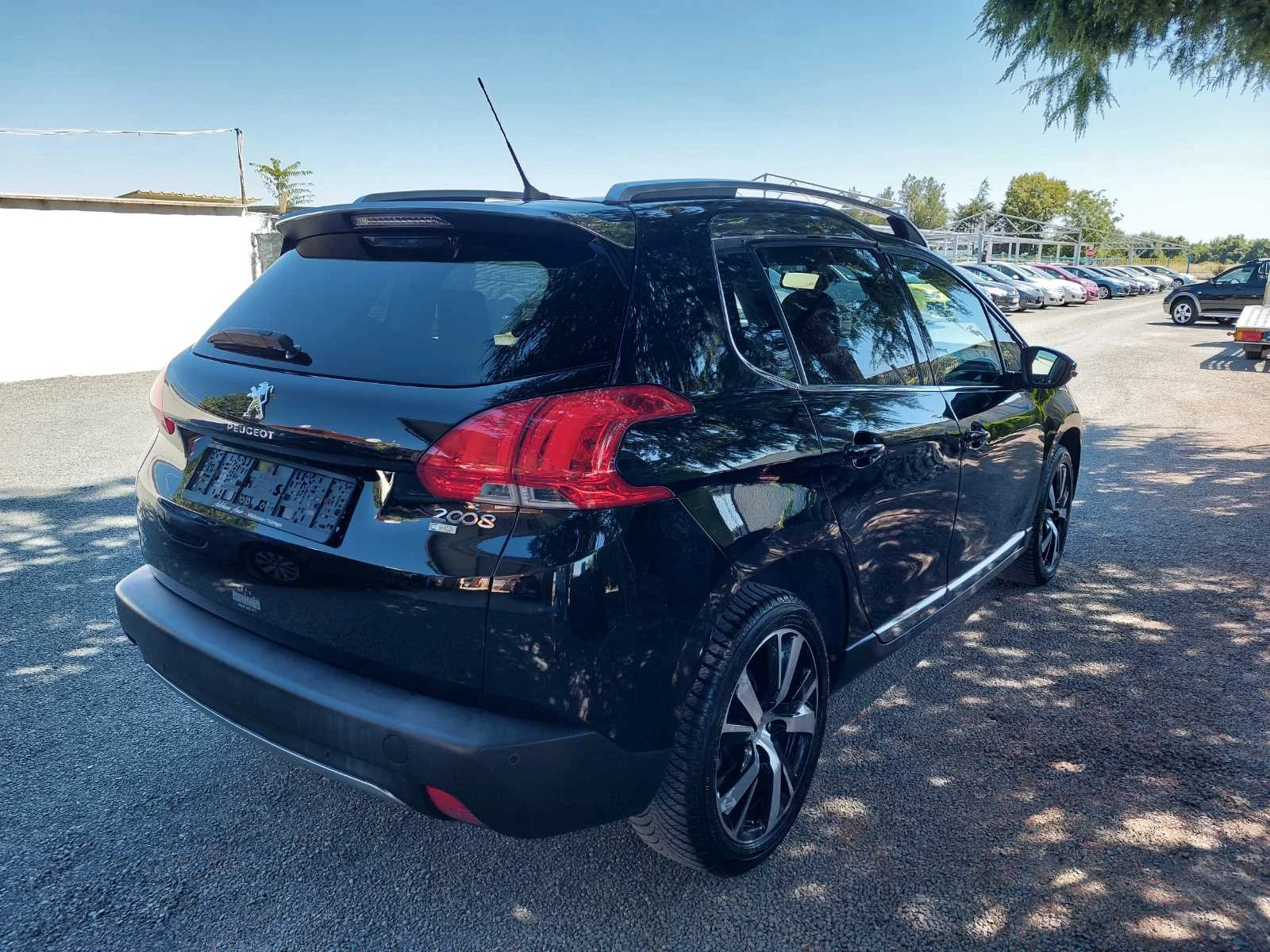 Peugeot 2008 1.6 hdi, снимка 7 - Автомобили и джипове - 55693739