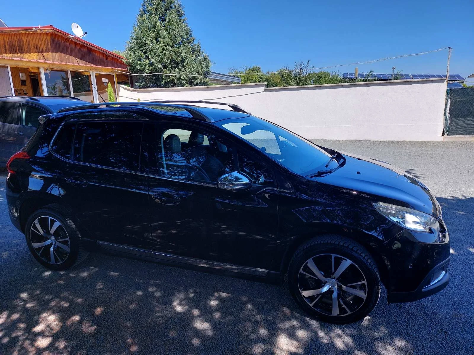 Peugeot 2008 1.6 hdi, снимка 16 - Автомобили и джипове - 55693739
