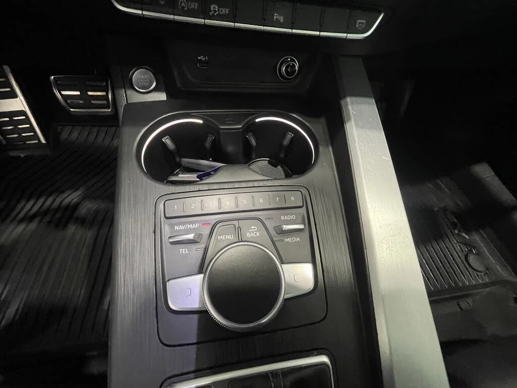 Audi A5 S-Line QUATTRO Premium Plus* ПОДГРЕВ* КАМЕРА* М.ТО, снимка 12 - Автомобили и джипове - 56316961