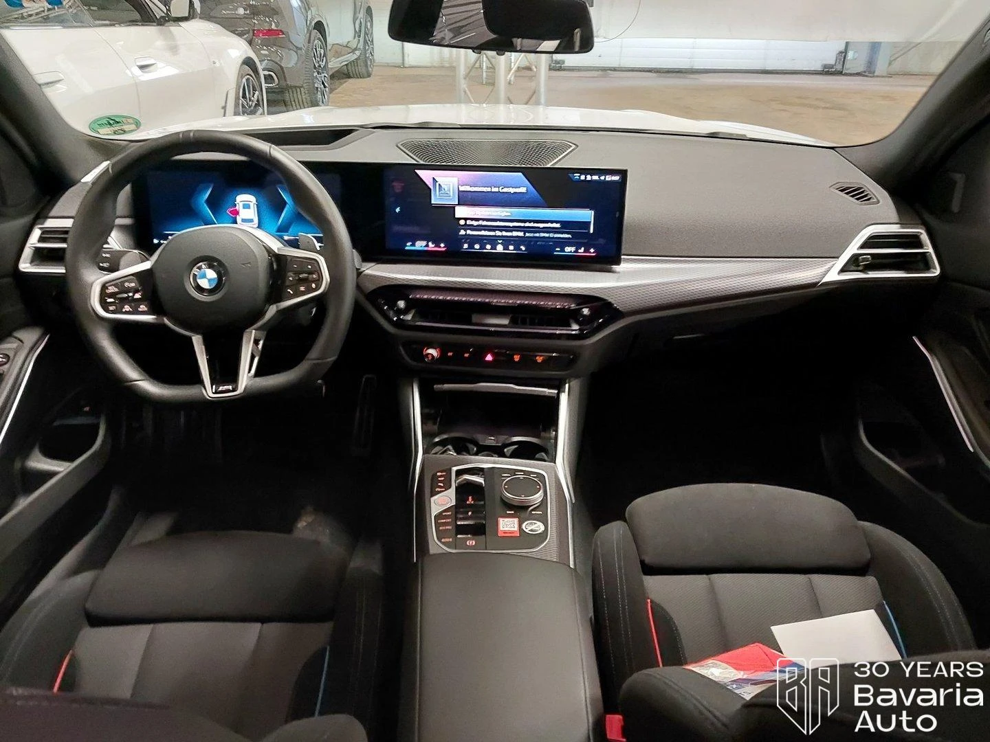 BMW 320 i Touring Sportautomatic, снимка 6 - Автомобили и джипове - 56439865