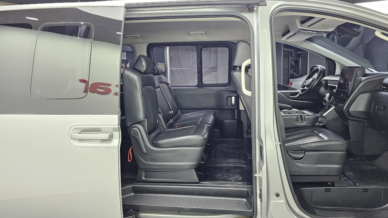 Hyundai Staria Modern BLIND SPOT ������ ����* encareu.com | Mobile.bg � ����������� 12