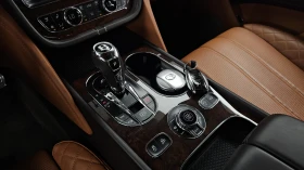 Bentley Bentayga W12* HUD* ЕЛ. БАГАЖНИК* МАСАЖ* 360* КРАЙНА ЦЕНА, снимка 9
