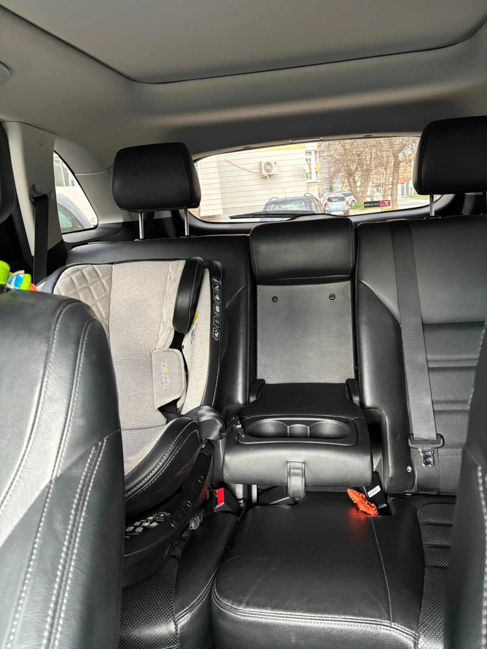 Kia Sorento 2.2 Rebel, снимка 10 - Автомобили и джипове - 53877491