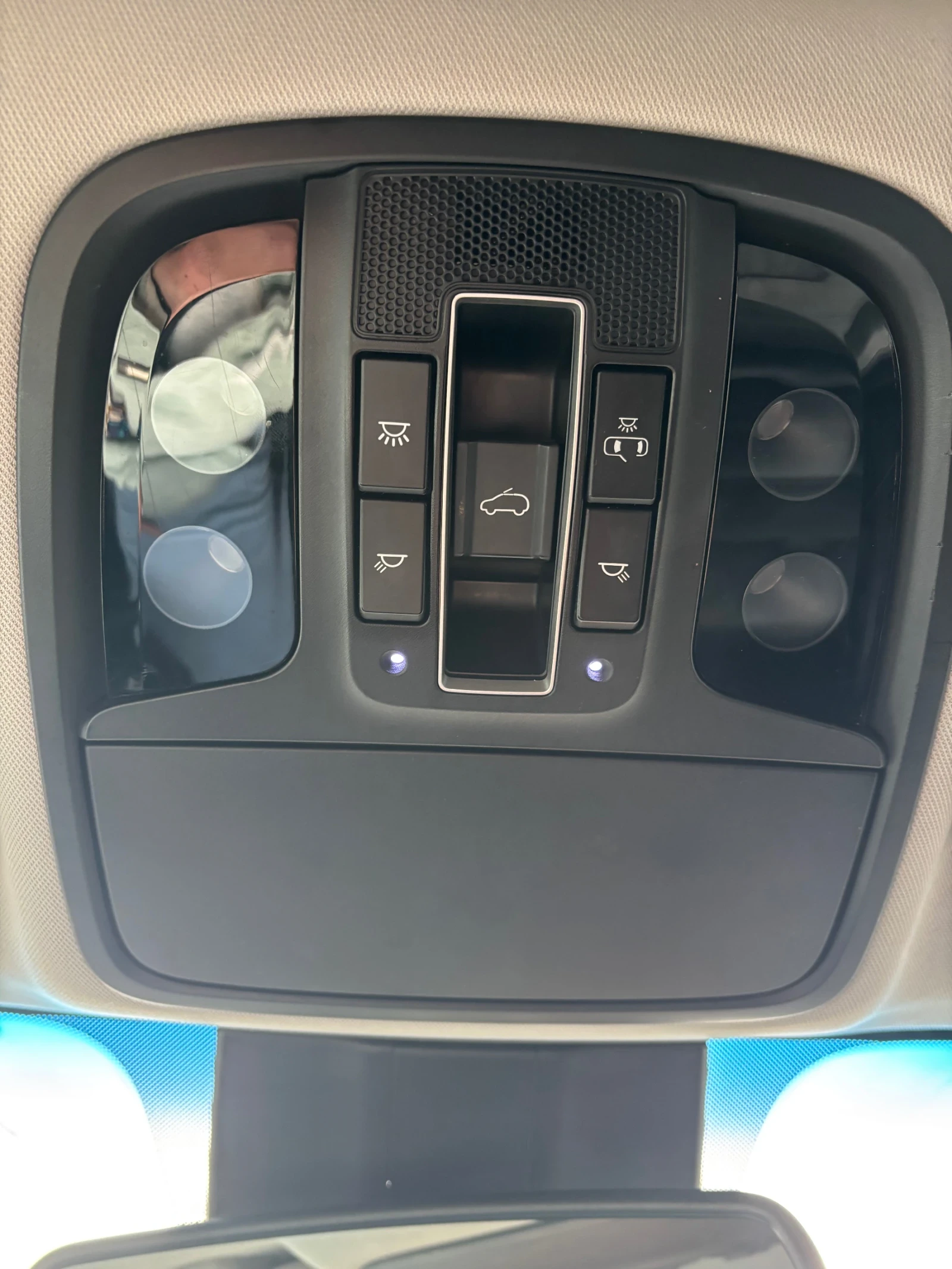 Kia Sorento 2.2 Rebel, снимка 5 - Автомобили и джипове - 53877491