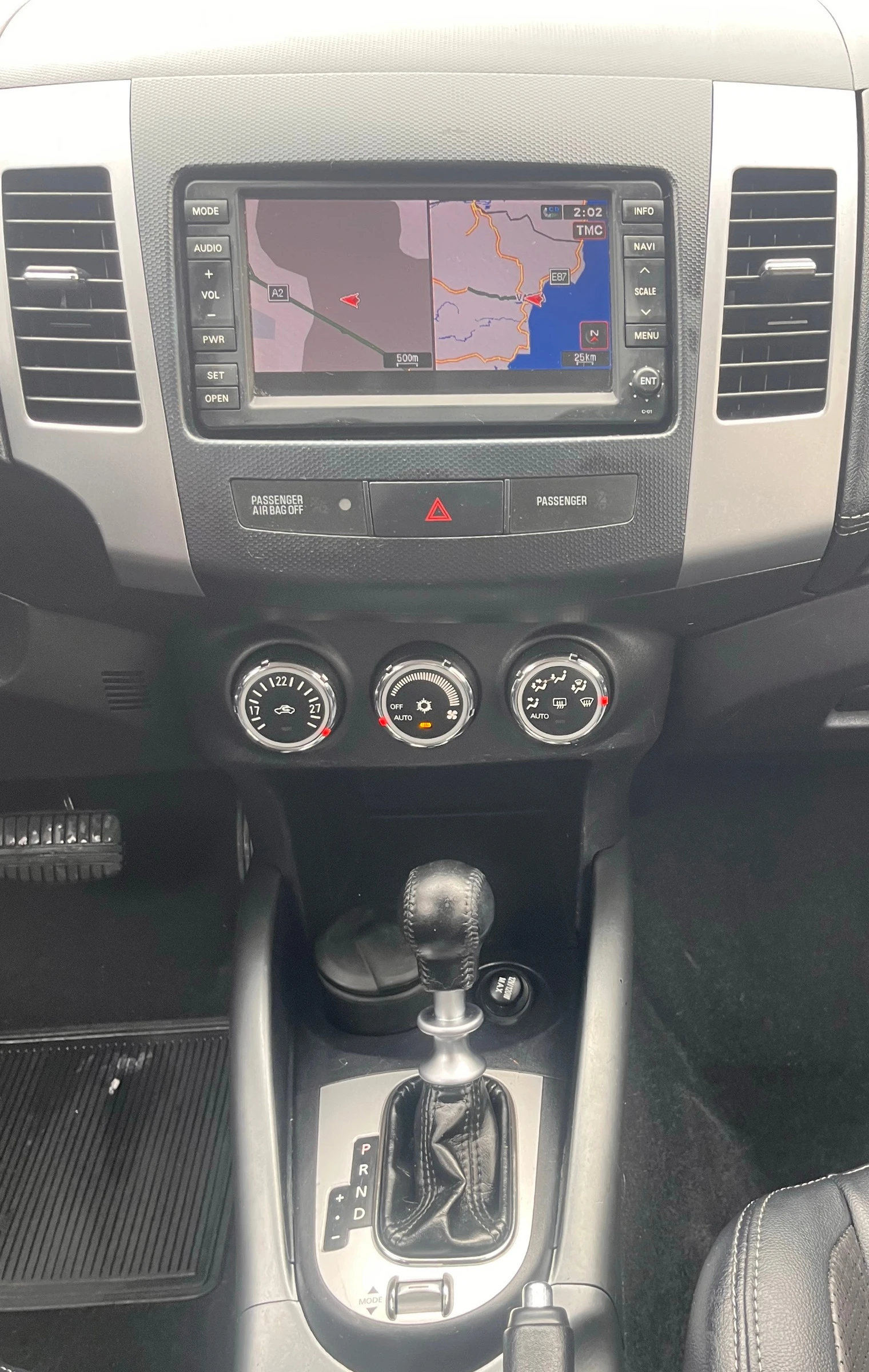 Citroen C-Crosser 4�4  AUTOMATIC 6+ 1 ����� ��� ����  | Mobile.bg � ����������� 11