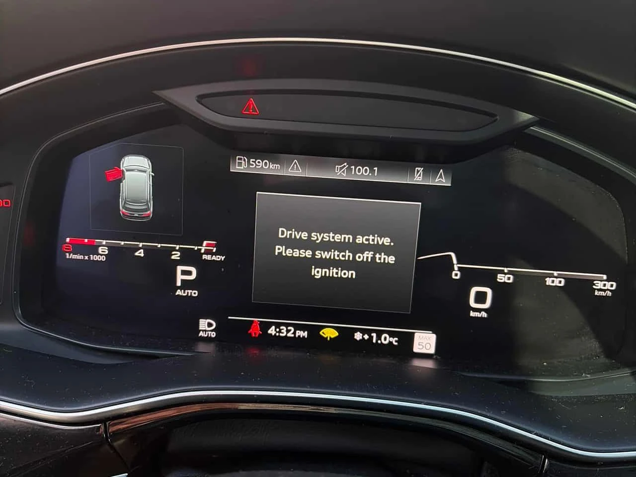 Audi Q7 Technik/ОБДУХВАНЕ/ГУМИ И ДЖАНТИ/ДИСТРОНИК/360/PANO, снимка 8 - Автомобили и джипове - 54011336