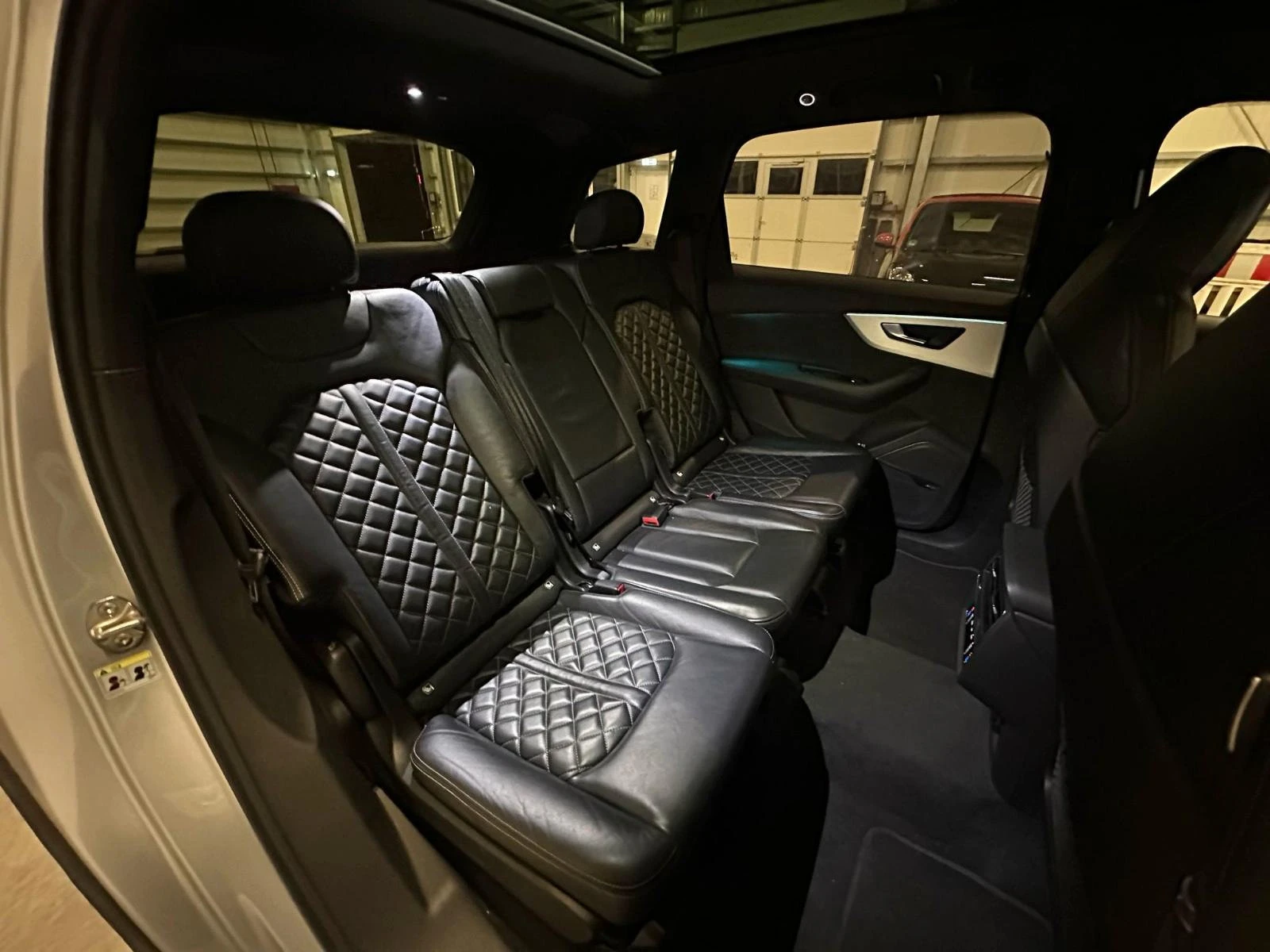 Audi Q7 55TFSI/340HP/3XSLINE/360/MATRIX/HUD/PANO/398z, снимка 10 - Автомобили и джипове - 54425209