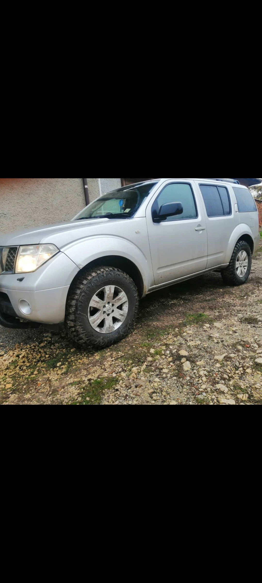 Nissan Pathfinder, снимка 2 - Автомобили и джипове - 54495387