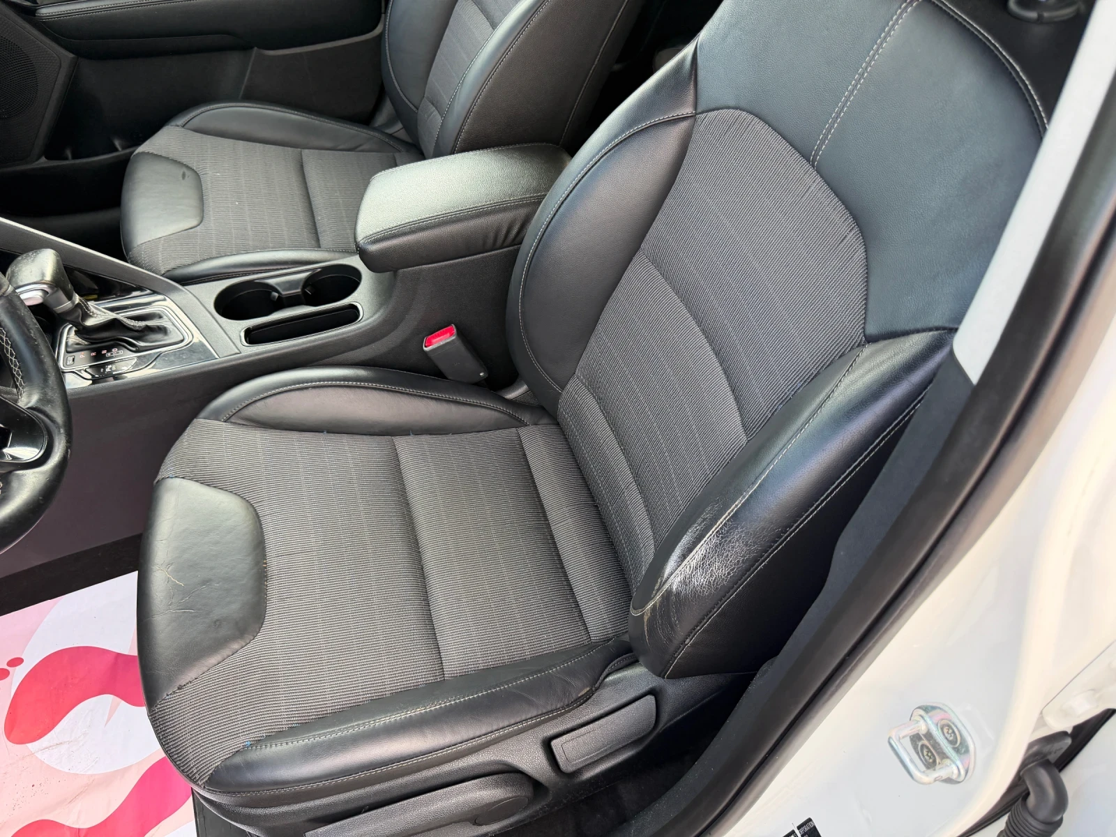 Kia Niro 1.6 HYBRID, снимка 12 - Автомобили и джипове - 54803262