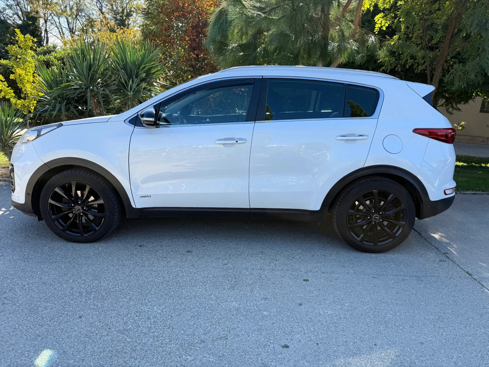 Kia Sportage 2.0CRDI ПАНОРАМА ТОП ЛИЗИНГ 4х4, снимка 4 - Автомобили и джипове - 56688359