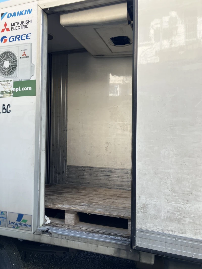 Iveco 3512 ХЛАДИЛЕН ФУРГОН, снимка 3 - Бусове и автобуси - 52404237