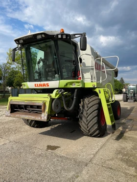 Комбайн Claas Lexion580, снимка 2