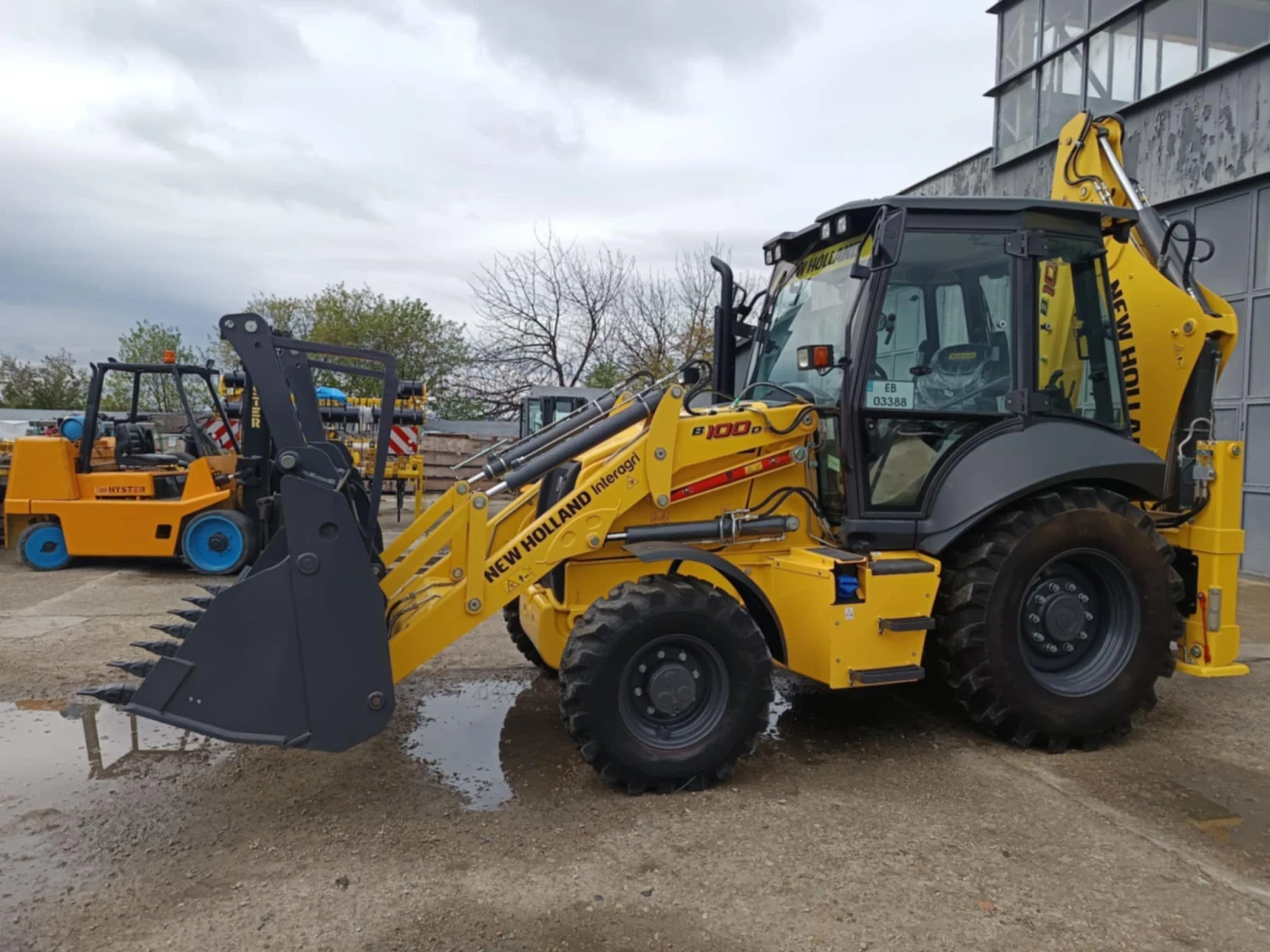 Багер New Holland 100 - изображение 3