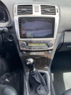Toyota Avensis 2.0 Газ гаранция Алкантара Мултимедия Камера , снимка 8